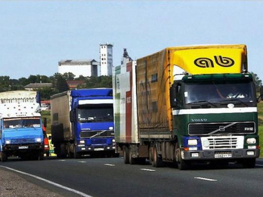 Путин снова продлил запрет на тразит украинских грузов по территории РФ