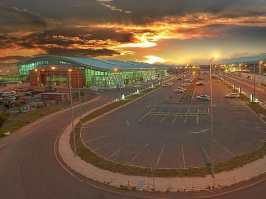 Паника в аэропорту Тбилиси: россиянин разлил токсичную жидкость