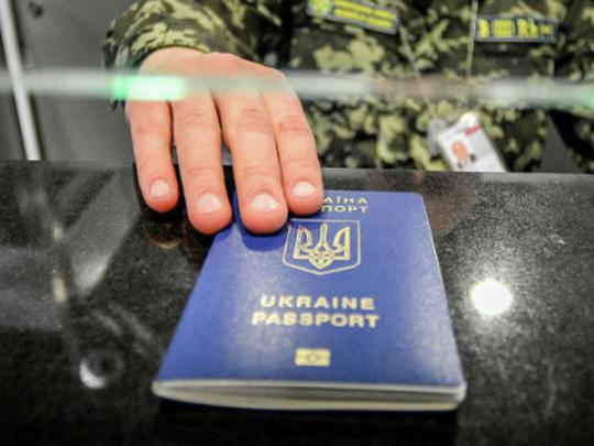 Европарламент утвердил новые правила въезда в Шенген: чем это грозит украинцам