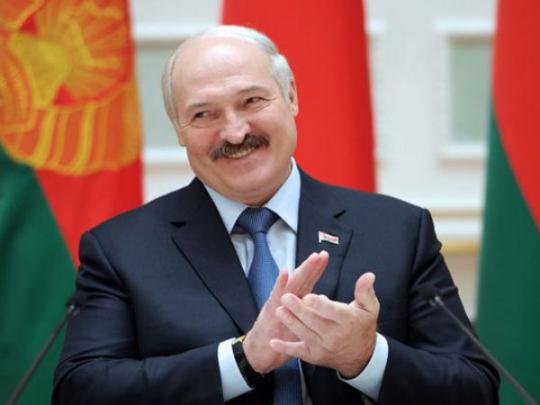В Беларуси рассказали, как Лукашенко зарабатывает на войне Путина против Украины