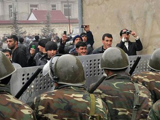 Беспорядки в Азербайджане: убиты двое офицеров полиции