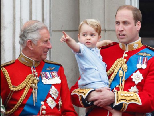 Будущему королю Британии исполнилось 5 лет: опубликован новый официальный портрет принца