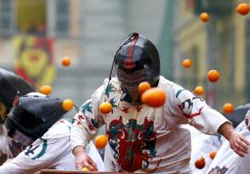 "Битва апельсинов" в итальянской провинции Турин