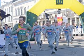 Около 9 тысяч спортсменов поучаствовали в Киевском полумарафоне