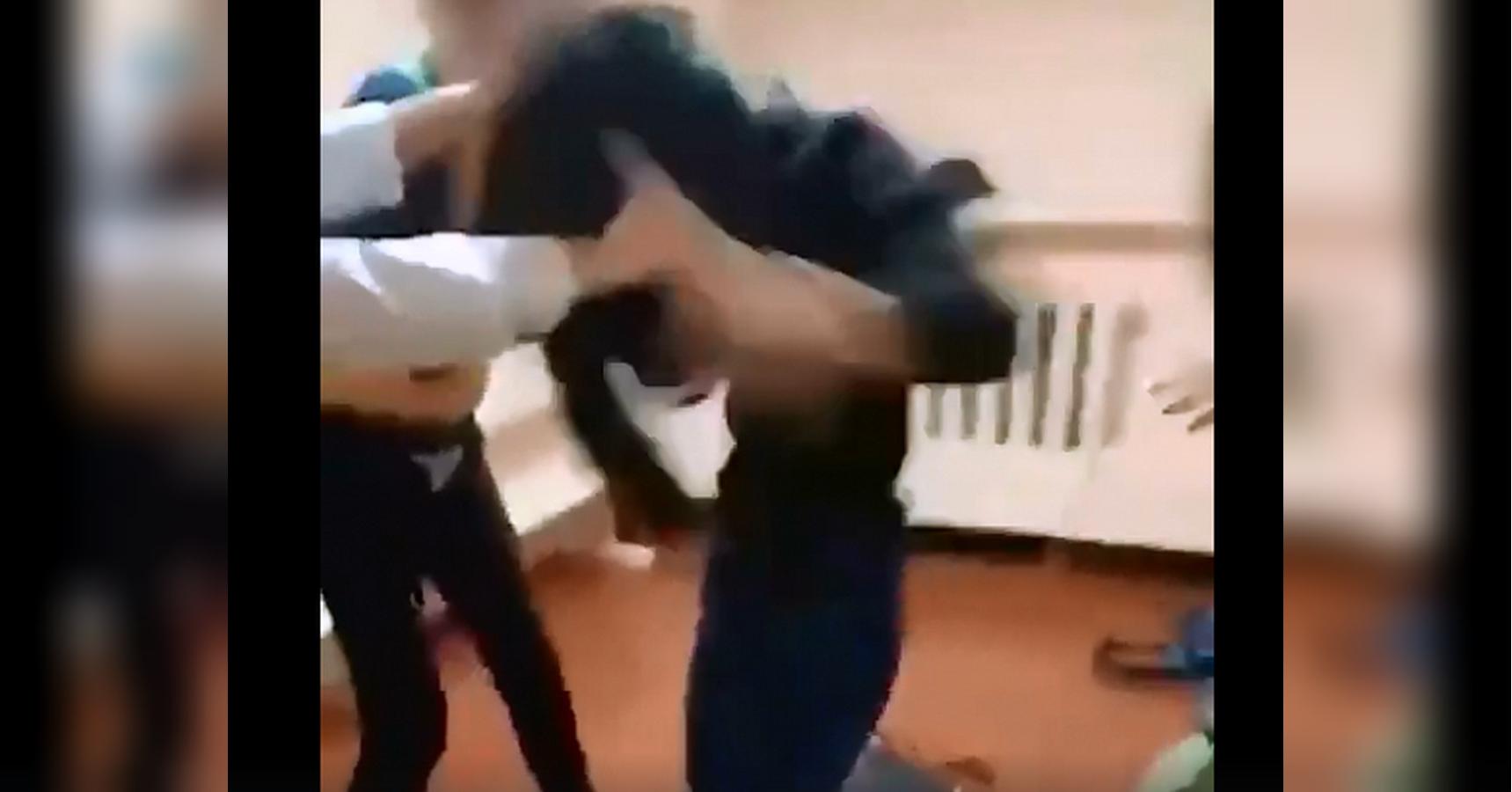 Изнасиловали с другом русскую одноклассницу