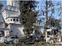 Святогірська лавра після бомбардування російських військ