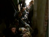 село Ягідне, російські окупанти зігнали людей у підвал