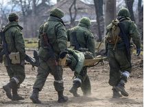 евакуація пораненого російського військового