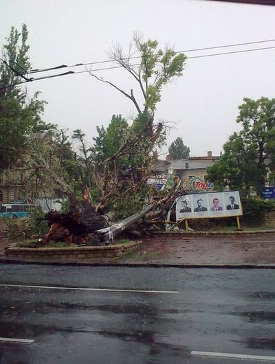 ураганный ветер в Одессе