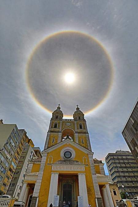 Картинки по запросу Fenômeno - Halo - Solar - Arco-íris - Sol - Santa Catarina
