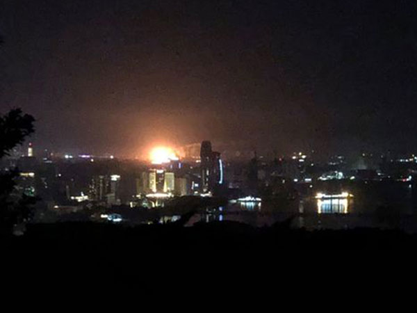 Баку и крупнейшие города Азербайджана остались без света из-за взрыва