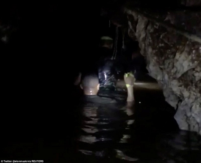 Дети в пещере: в Таиланде спасены еще двое мальчишек
