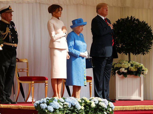 Дональд Трамп впервые встретился с британской королевой