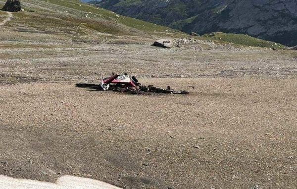 Самолет вел себя странно: раскрыты подробности авиакатастрофы в Альпах
