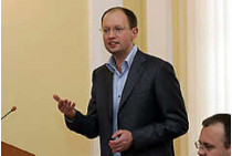 Арсений яценюк: «я обязательно пойду на выборы и обязательно проголосую в графе «не поддерживаю ни одного кандидата»