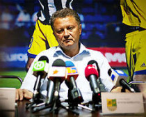 Первый матч под руководством нового главного тренера сборная украины проведет в мае с командой ганы в лондоне