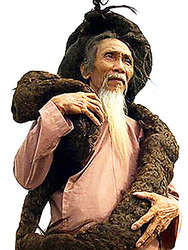 Во вьетнаме умер человек с самыми длинными в мире волосами&nbsp;— 6,8 метра
