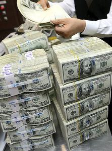 «тем, кто хочет накопить денег, стоит отдать предпочтение гривне и американскому доллару»