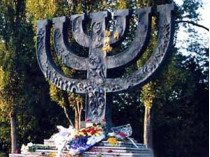 В дни памяти жертв бабьего яра и расстрелянных евреев в столице пройдут траурные митинги