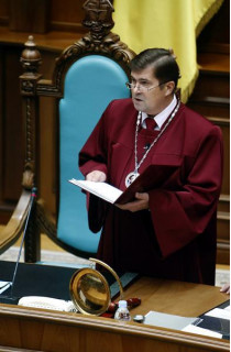 Вчера Украину переименовали из парламентско-президентской в президентско-парламентскую республику