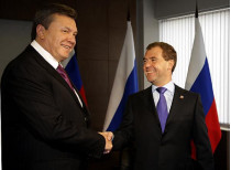 Виктор Янукович: «Как только мы построим Керченский мост, этот международный транспортный коридор позволит быстрее развиваться нашим регионам»