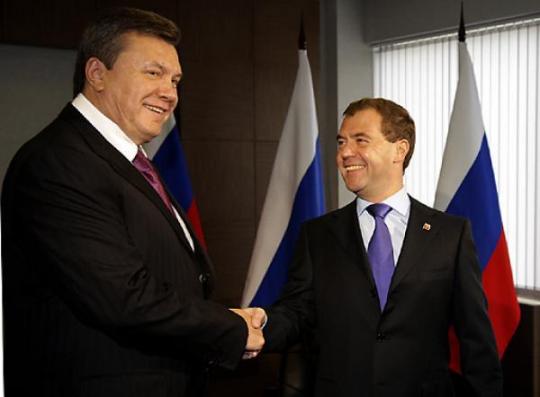 Виктор Янукович: «Как только мы построим Керченский мост, этот международный транспортный коридор позволит быстрее развиваться нашим регионам»