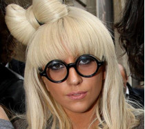 Леди Гага не будет принимать участия в общенациональной забастовке во Франции