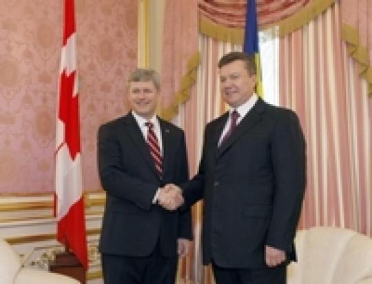 Янукович перепутал имя премьер-министра Канады