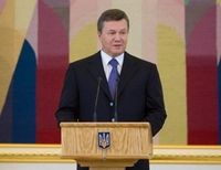 Виктор Янукович: «Сейчас настало время для всех избранных должностных лиц — от депутатов парламента до представителей местных советов — отбросить недопонимания и начать работать вместе»
