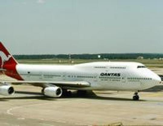 Еще один самолет компании Qantas совершил экстренную посадку из-за поломки двигателя