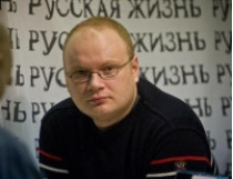 Избитому журналисту «Коммерсанта» Олегу Кашину становится лучше, врачи прооперировали ему фаланги пальцев