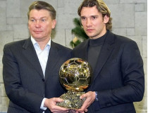 Олег Блохин и Андрей Шевченко представят в Варшаве официальный талисман Евро-2012 