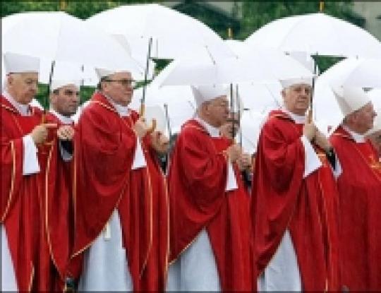 В Ватикане 100 кардиналов сегодня обсудят роль сексуальных домогательств в жизни католической церкви