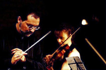 Дирижер Дмитрий Логвин: «Уникальность нашего ансамбля в том, что любой музыкант оркестра может сыграть в концерте сольную пьесу»