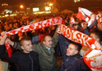 В Польше разрешат пить пиво на стадионах во время Евро-2012