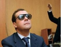 Медведев поставил Януковича в самый конец длинной очереди в Евросоюз. Попридержать место?
