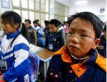 В Китайской школе в результате давки пострадали около 100 детей