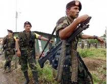 Колумбийские партизаны, охраняющие угодья наркобаронов, взорвали микроавтобус с полицейскими
