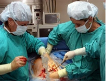 По вине врача роженица загорелась на операционном столе во время кесарева сечения