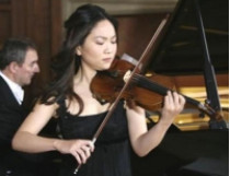 У звезды классической музыки кореянки Мин Чин Ким в лондонской закусочной украли скрипку Страдивари? 