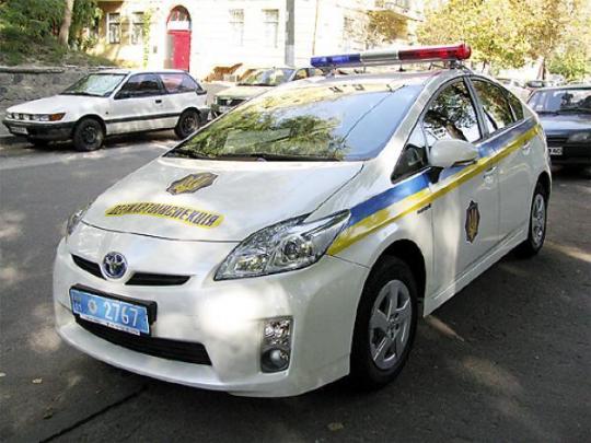 В качестве эксперимента на улицах Киева появился новый патрульный автомобиль ГАИ, работающий как на бензиновом, так и на электродвигателе