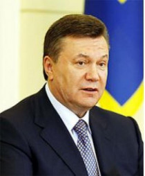 Согласно результатам опроса, главе государства не доверяют 50 процентов граждан Украины