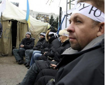 Ряд международных наблюдателей сомневается в том, что выборы в местные органы власти в Украине будут свободными
