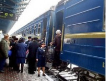 «Укрзализныця» назначила 43 дополнительных поезда к новогодним праздникам