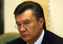 Янукович распорядился платить всем не меньше двух раз в месяц