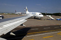 Вчера киевский аэропорт «борисполь» отправлял и принимал самолеты из всех стран, кроме западной европы