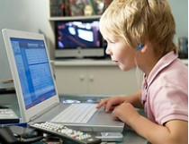 Ребенку после школы лучше подремать, чем играть за компьютером 