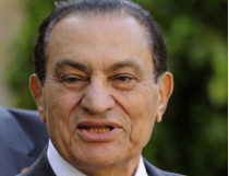 Хосни Мубарак ввел на всей территории Египта комендантский час
