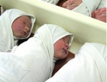 37 летняя жительница Молдовы родила пятерых близнецов