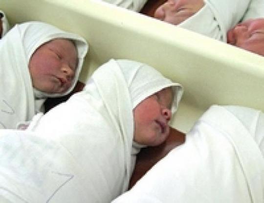 37 летняя жительница Молдовы родила пятерых близнецов